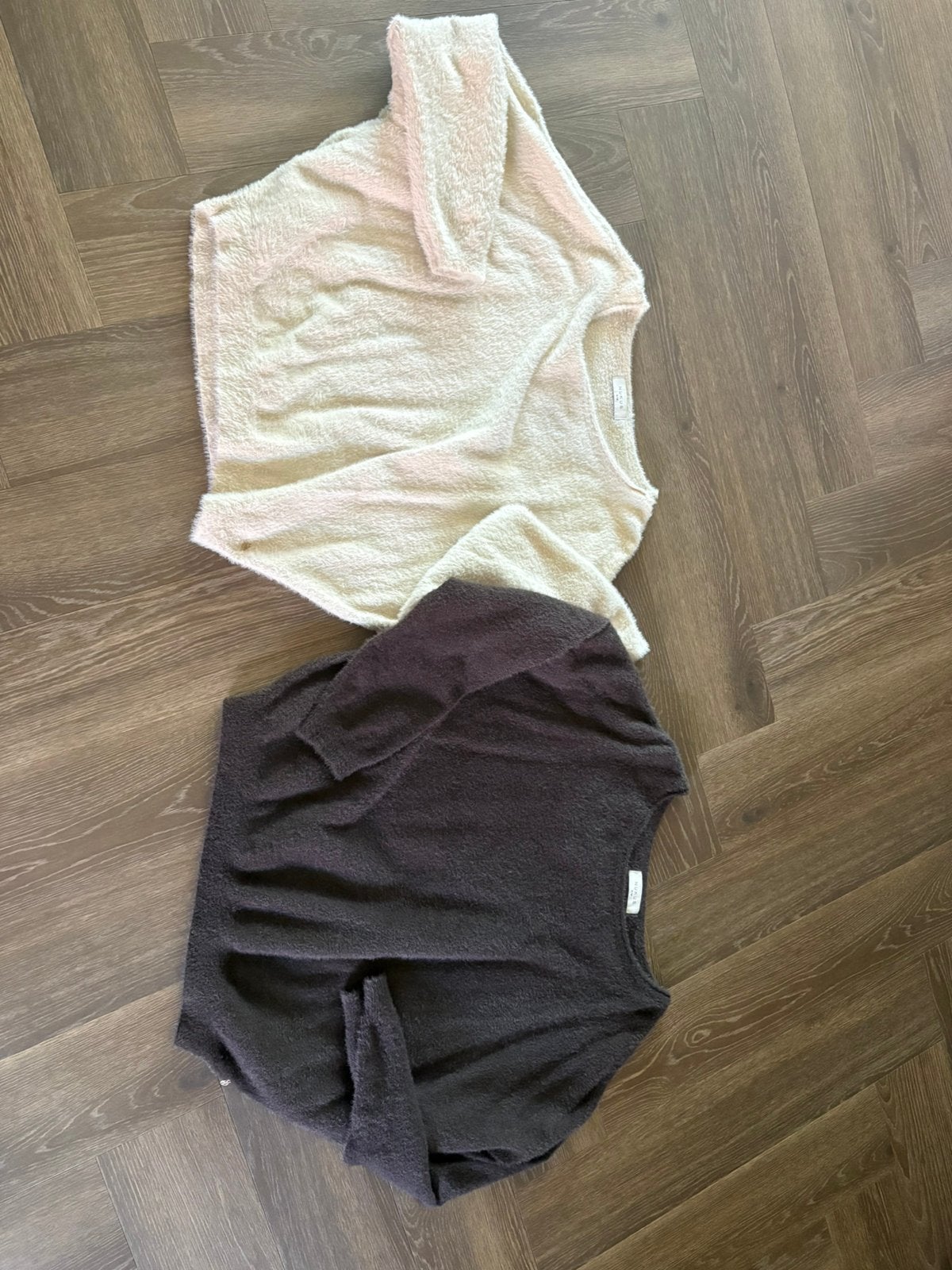 2 mooie truien van Nukus maat M bruin en off white, Ophalen of Verzenden, Zo goed als nieuw, Maat 38/40 (M), Bruin