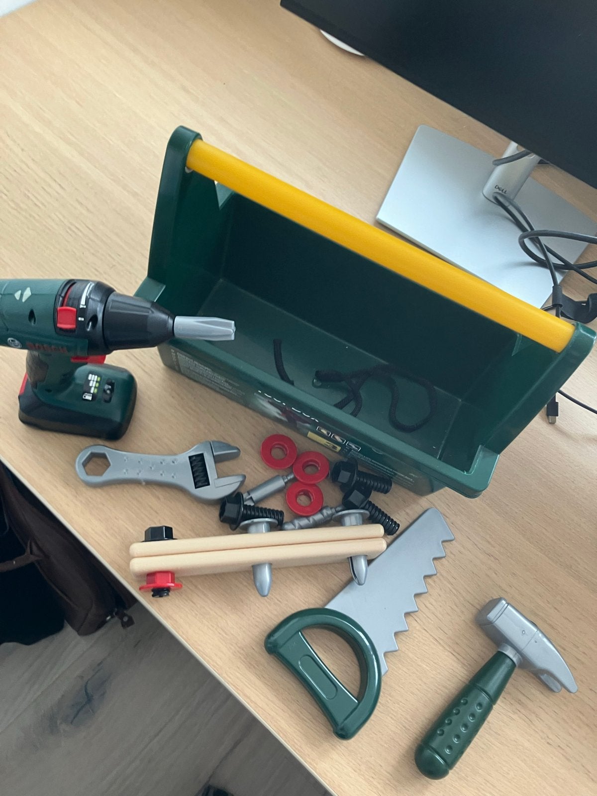 Bosch Speelgoed Gereedschapskist met Boormachine, Kinderen en Baby's, Ophalen, Zo goed als nieuw, Bouwen