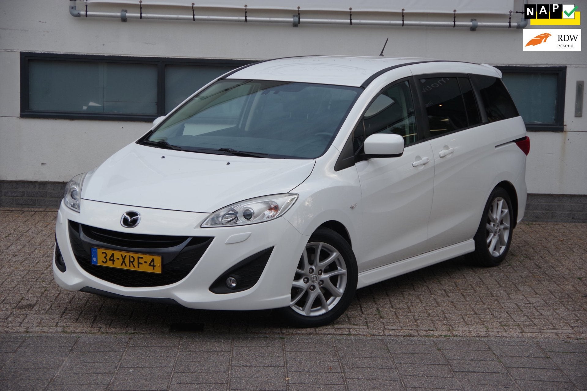 Mazda 5 2.0 Executive GT |7P|Trekhaak|NL Auto|, Auto's, Mazda, Gebruikt, Zwart, 4 cilinders, 150 pk