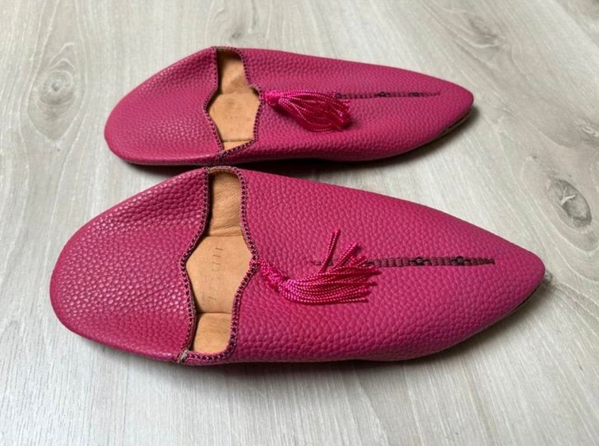 Roze leren slippers, Yves, maat 38/39, nieuw, Ophalen of Verzenden, Nieuw, Roze, Sandalen of Muiltjes