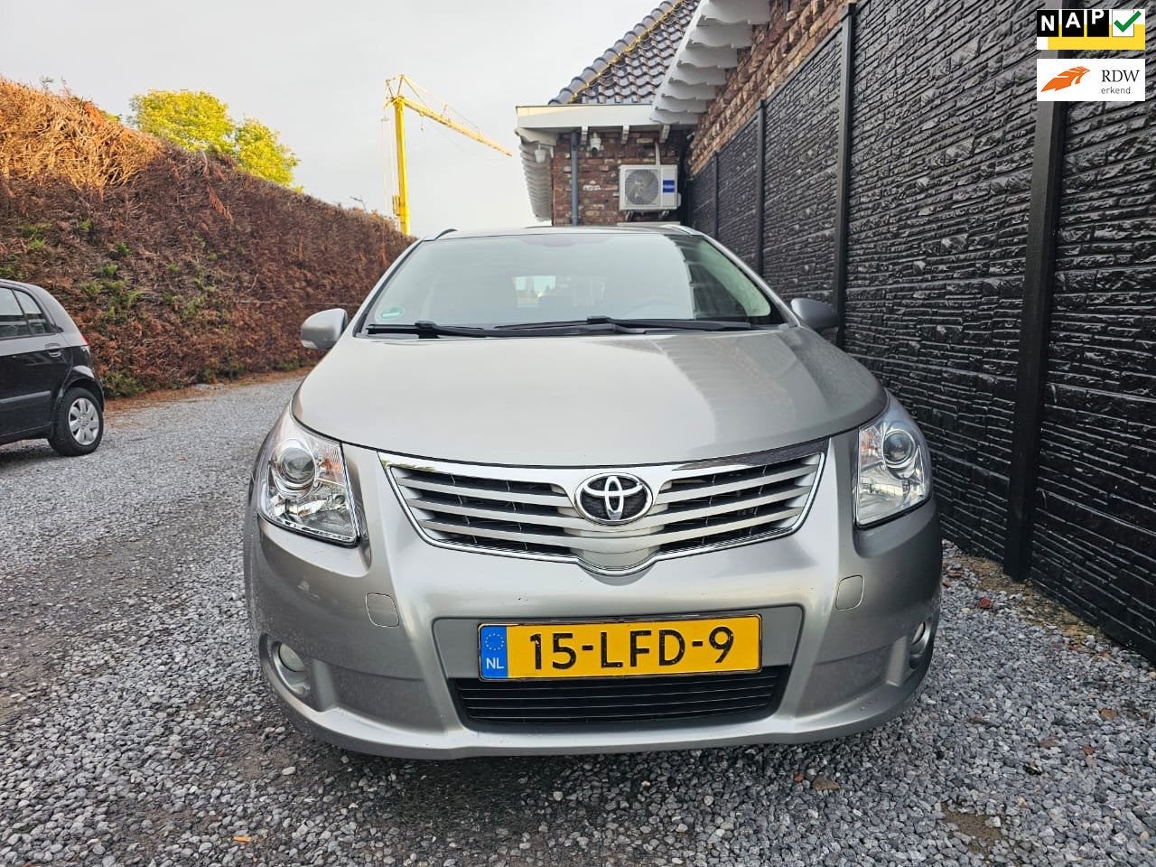 Toyota Avensis Wagon 1.8 VVTi Dynamic Business Special, 4 cilinders, Handgeschakeld, Grijs, Euro 4