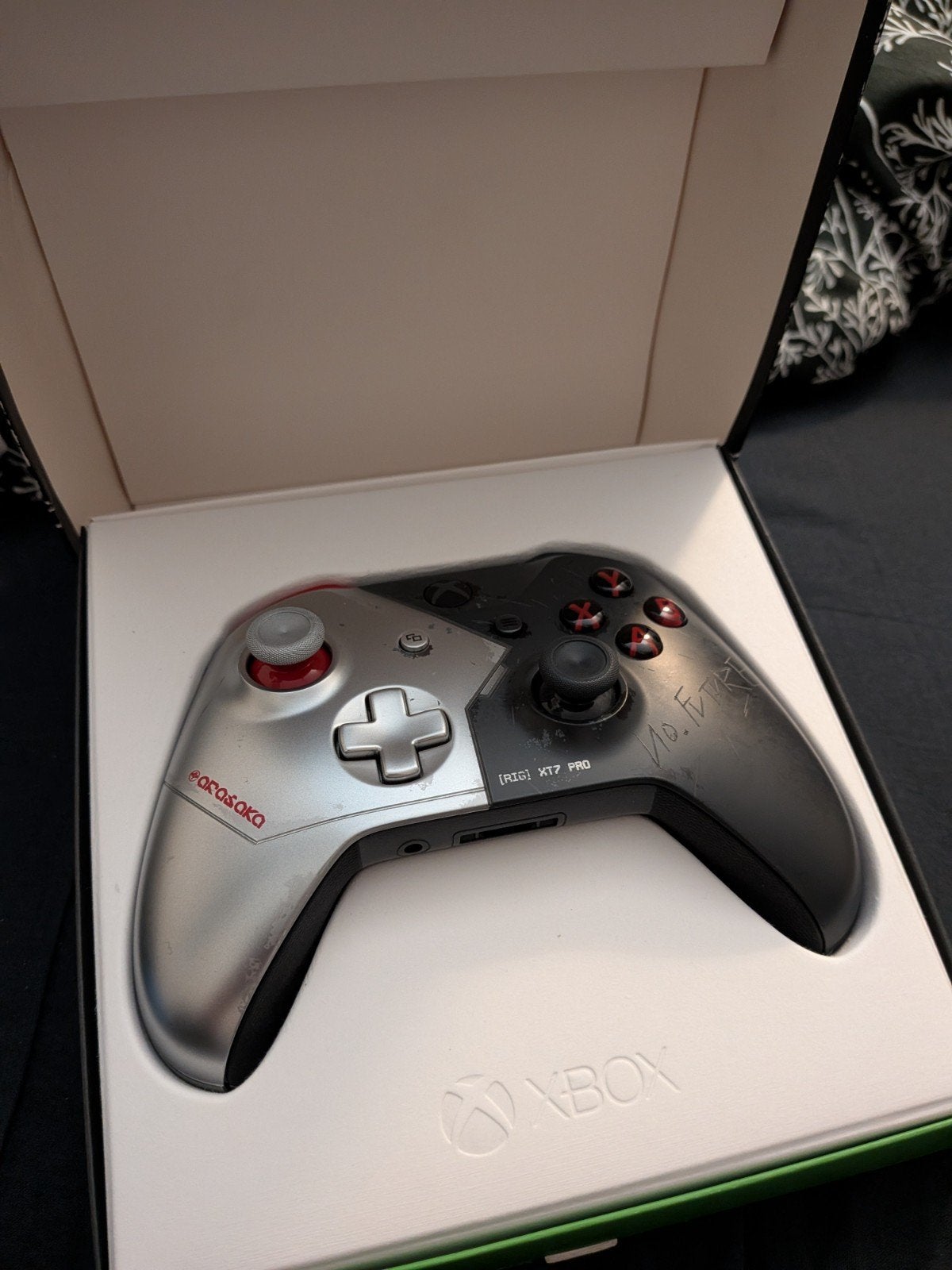 Xbox One Controller Cyberpunk 2077 Limited Edition, Ophalen, Zo goed als nieuw, Controller, Xbox Original