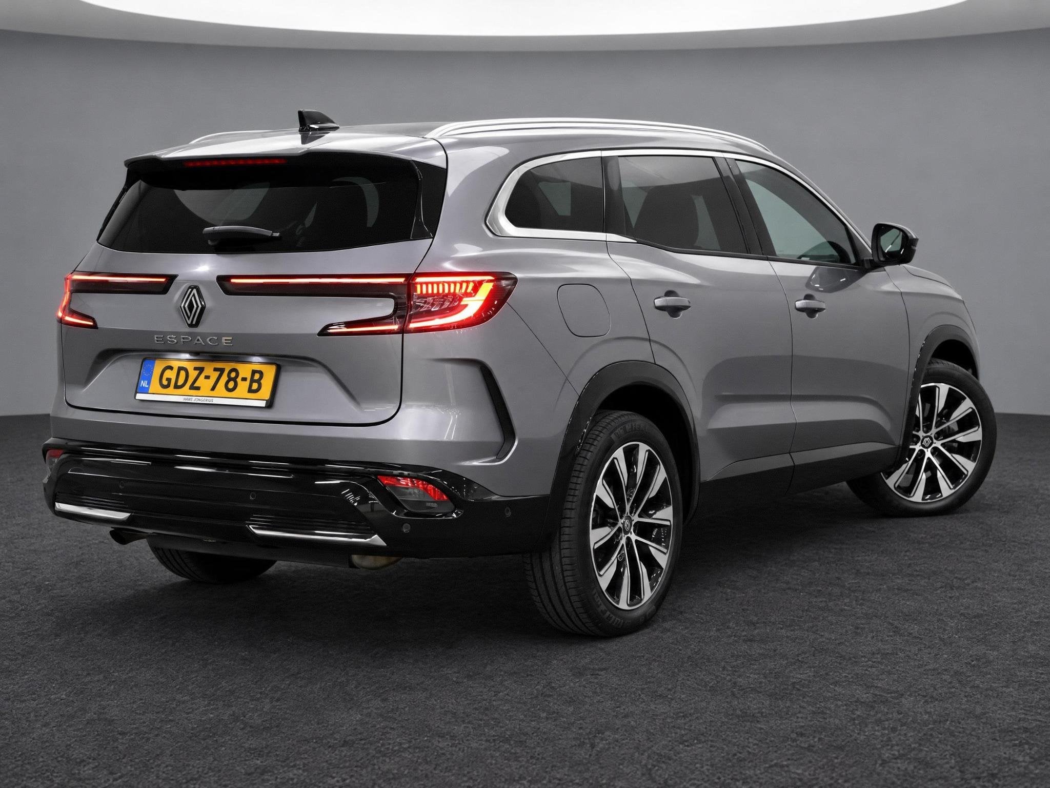 Renault Espace E-Tech full hybrid 200 techno | 360 CAMERA |, Auto's, Dealer onderhouden, Stof, Gebruikt, Euro 6