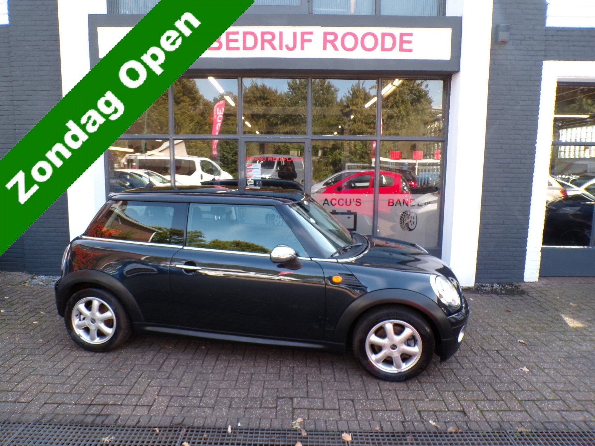 MINI Mini 1.4 One Pepper NIEUWE APK! "ZONDAG OPEN", Auto's, Voorwielaandrijving, Gebruikt, 4 cilinders, 4 stoelen