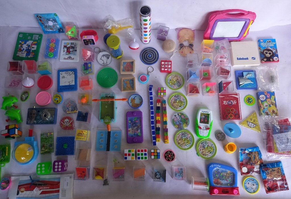 Gigantische verzameling kinderfeest spellen -105 items, Hobby en Vrije tijd, Feestartikelen, Ophalen of Verzenden, Nieuw, Overige typen