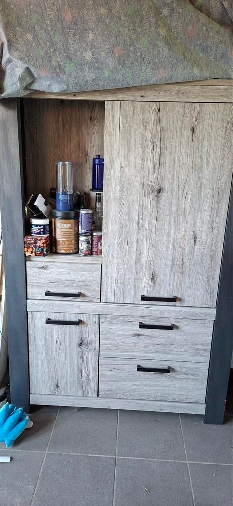 Moderne meubels te koop - Compleet en in goede staat, Ophalen of Verzenden, Gebruikt