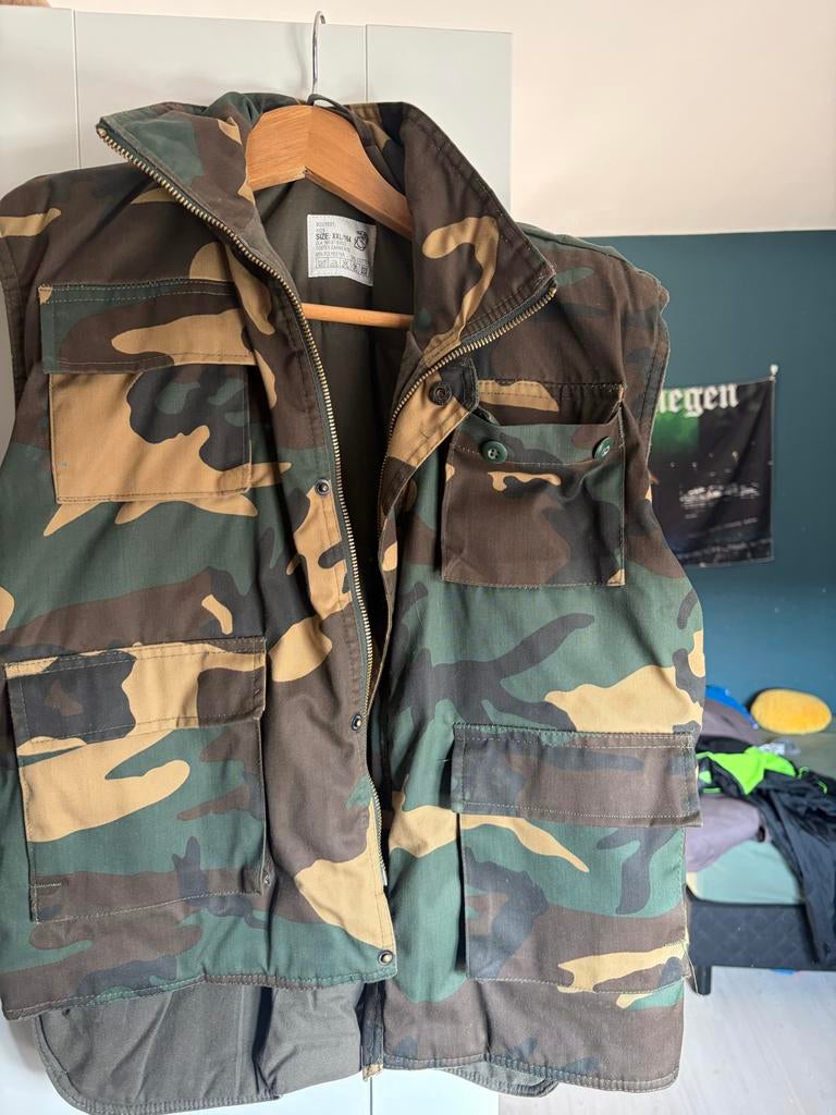 Bodywarmer Legerprint Maat 164, Kleding | Heren, Bodywarmers, Ophalen, Gedragen, Overige maten, Groen