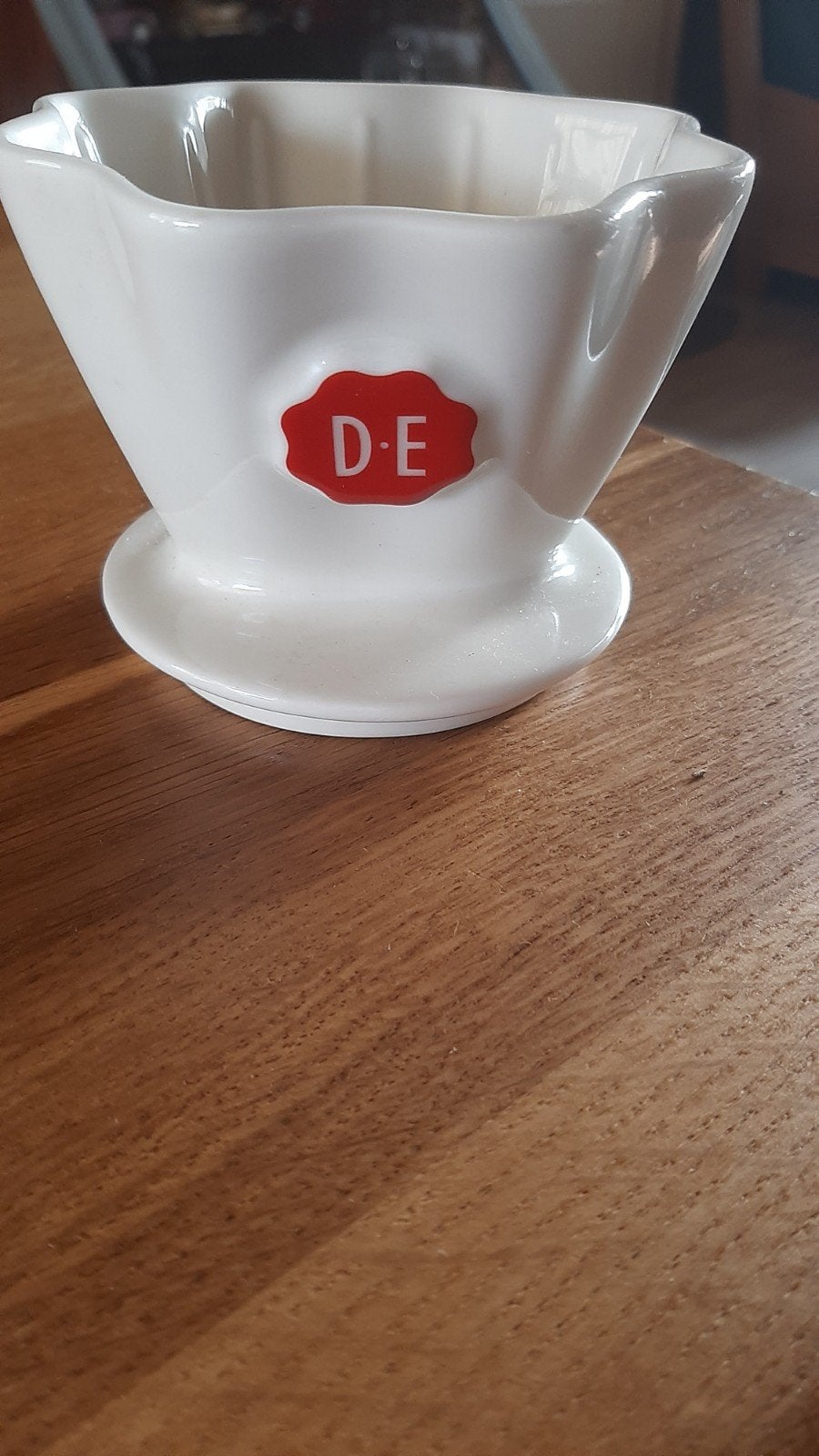 Douwe egberts koffie filterzakhouder en 2x Douwe egberts kop, Ophalen, Overige stijlen, Kop(pen) en/of Schotel(s)