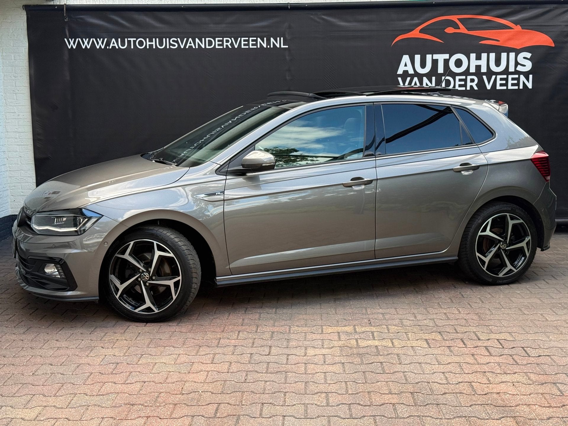 Volkswagen Polo 1.5 TSI R-Line Edition, Panoramadak/Camera/D, 1228 kg, Gebruikt, 150 pk, Bedrijf