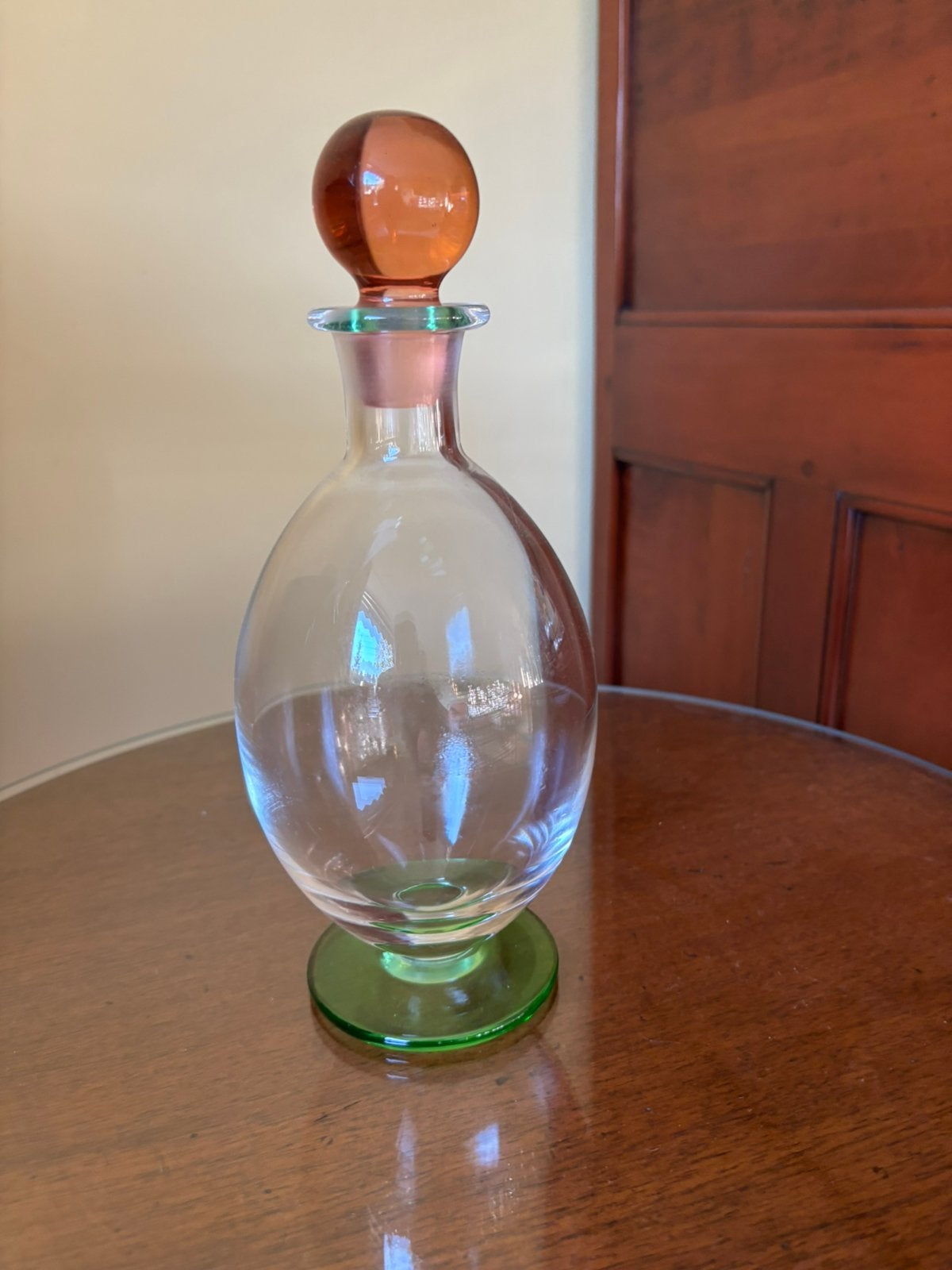 Zware vintage glazen karaf met groene voet | Murano stijl, Antiek en Kunst, Antiek | Glas en Kristal, Ophalen