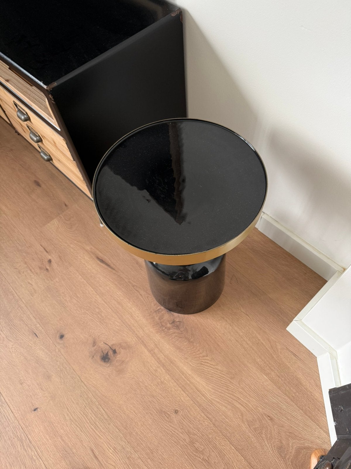 Zuiver bijzettafelt Glam., 45 tot 60 cm, Minder dan 55 cm, Metaal of Aluminium, Rond