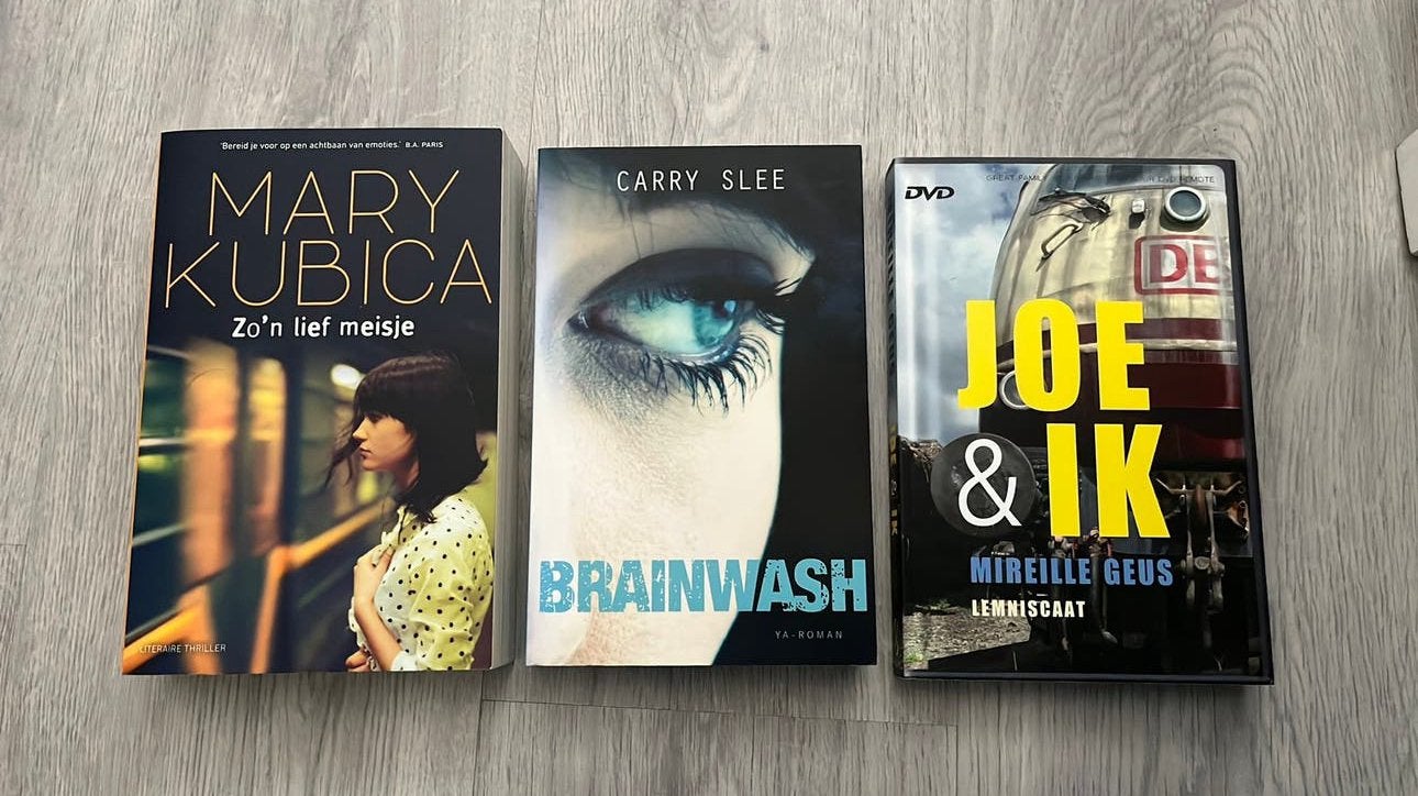 Boekenpakket: Mary Kubica, Carry Slee, Mireille Geus, Boeken, Ophalen of Verzenden, Zo goed als nieuw, Nederland