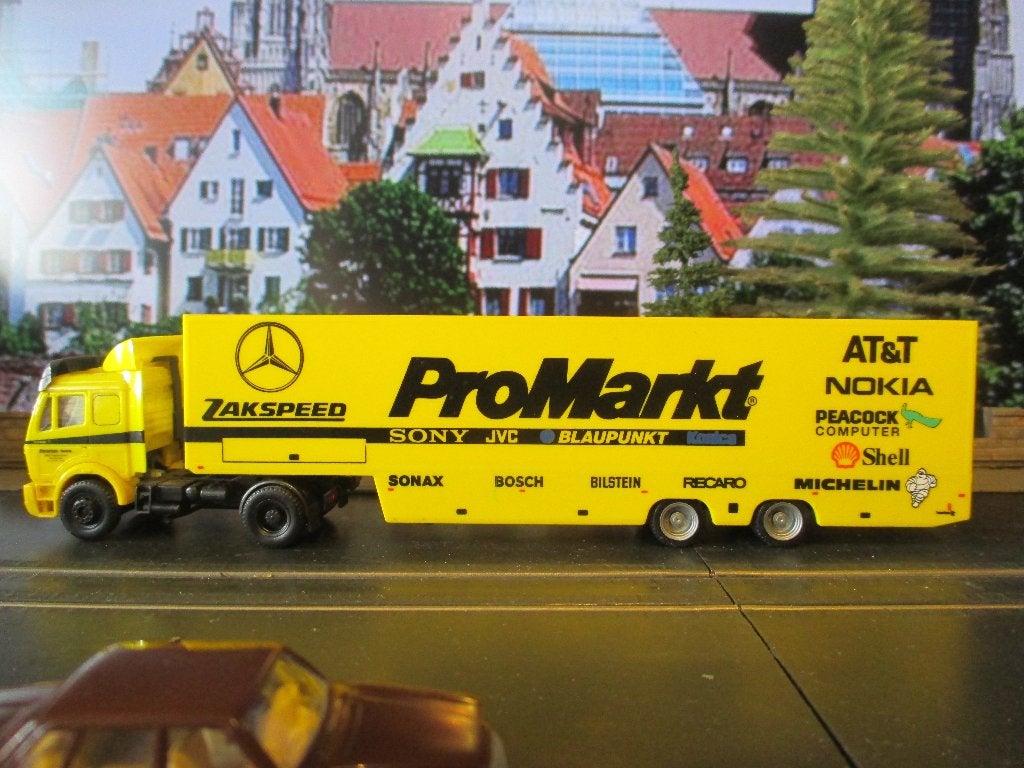 Mercedes Benz SK 1748+ Jumbo trailer Herpa Promarkt DTM Team, Hobby en Vrije tijd, Ophalen of Verzenden, Zo goed als nieuw, Bus of Vrachtwagen