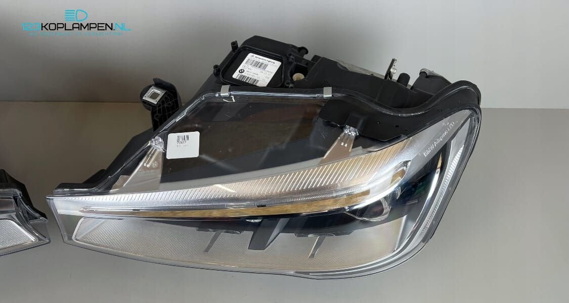 BMW X3 F25 X4 F26 LCI Adaptive Led koplamp links rechts, Gebruikt, -, -, Ophalen of Verzenden