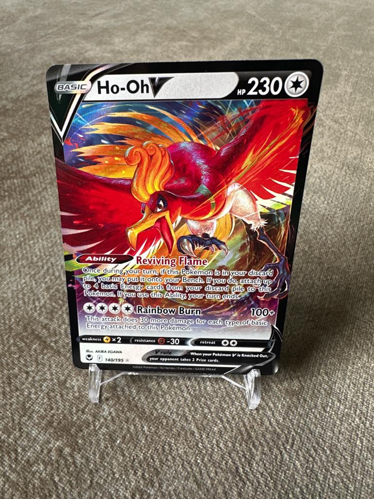 Ho-oh V 140/195 Silver Tempest Pokémon Kaart, Ophalen of Verzenden, Zo goed als nieuw, Losse kaart, Foil