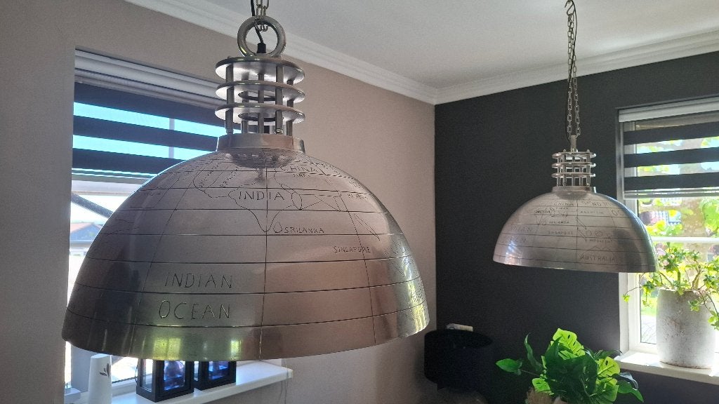 Zilverkleurige hanglamp met wereldkaart, Ophalen, E27 (groot), Zo goed als nieuw, Metaal