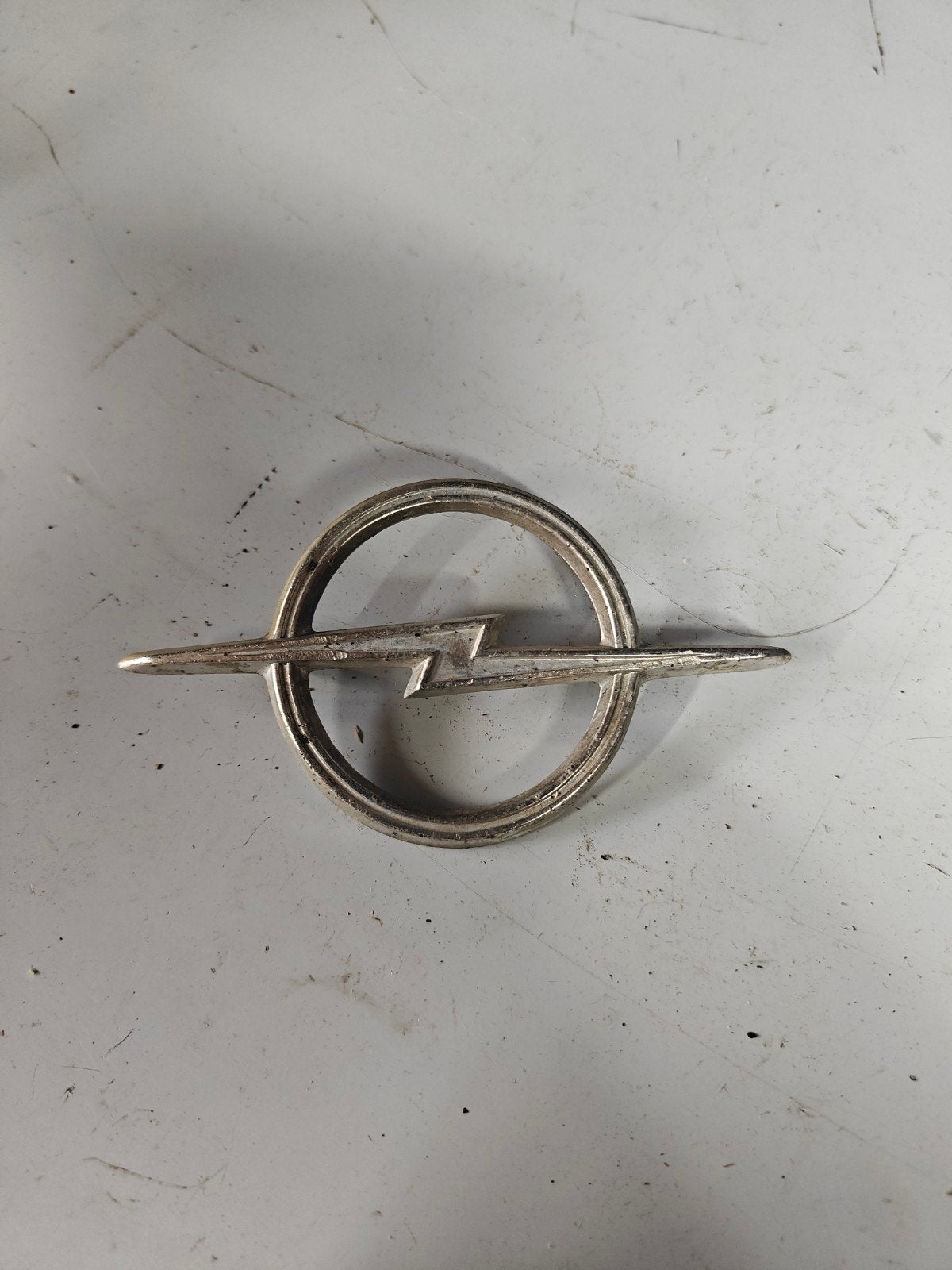 Opel Manta Blitz Embleem - Origineel Onderdeel, Ophalen of Verzenden, Gebruikt, Opel