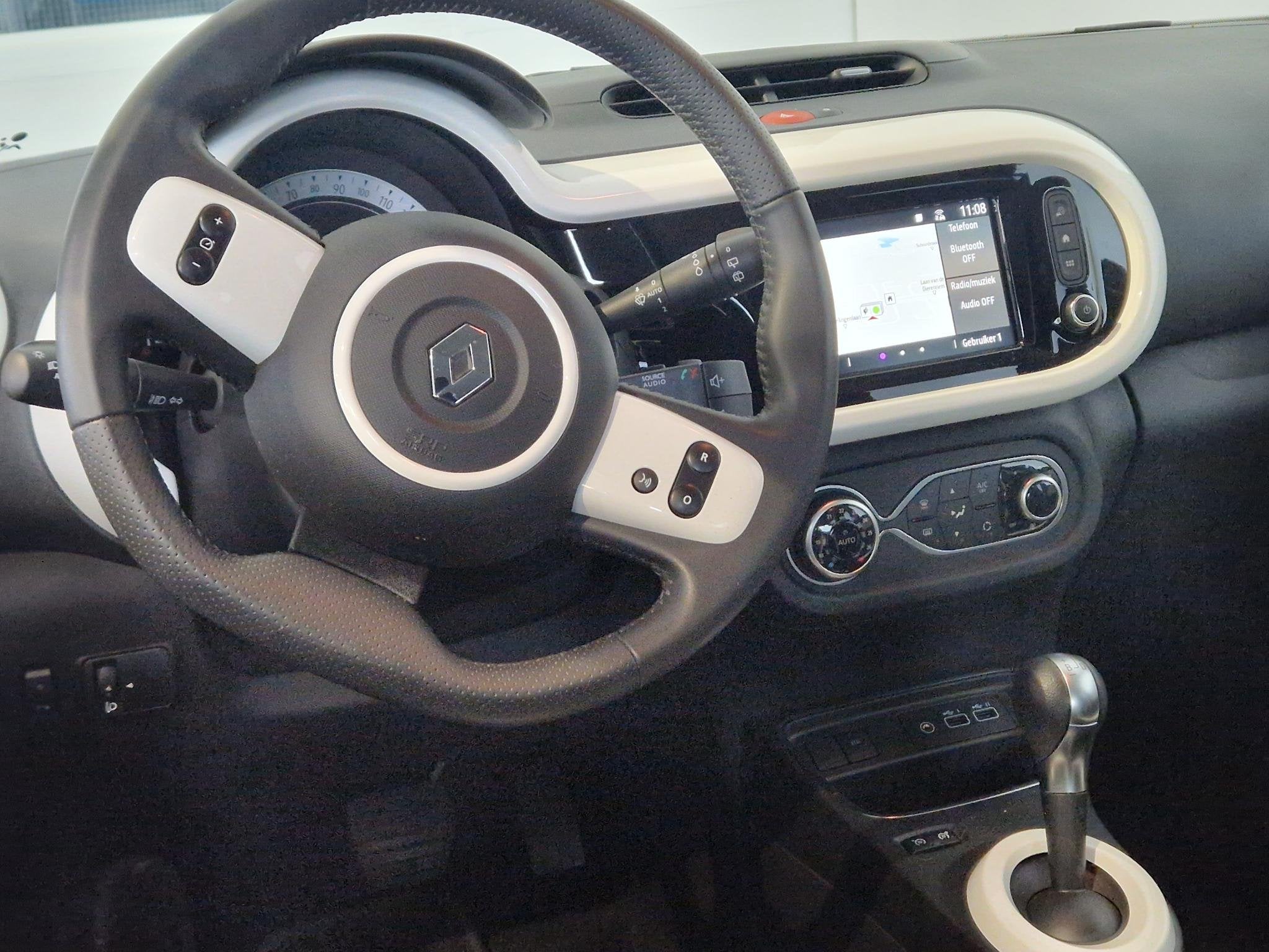Renault Twingo Z.E. R80 E-Tech Techno 22 kWh | 98% SOH | NAV, Auto's, Met garantie (alle), Leder en Stof, Zwart, Origineel Nederlands