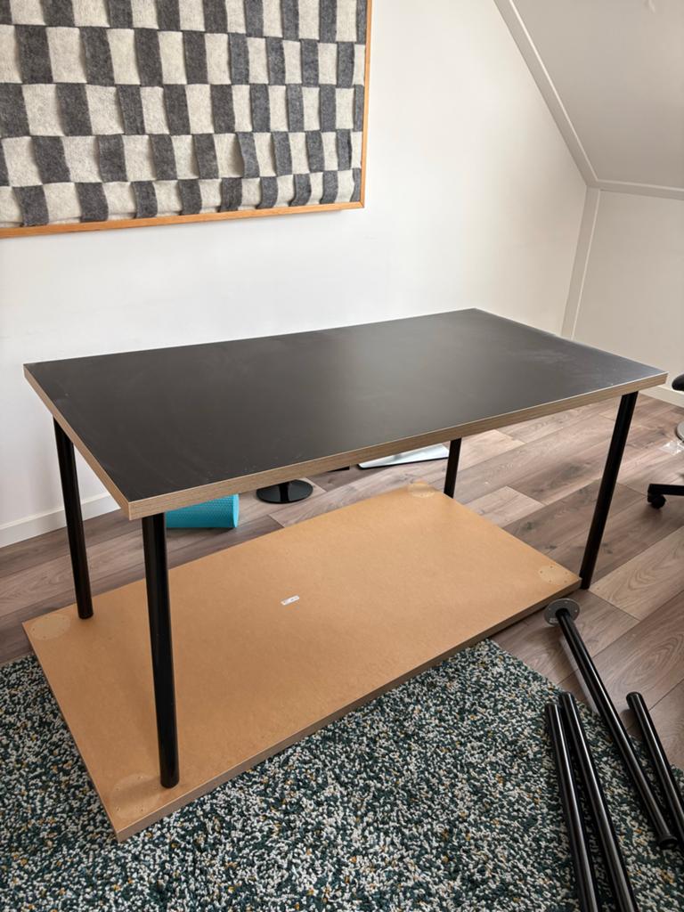 IKEA Bureau Zwart 150x75 cm met verstelbare poten, Ophalen, Zwart, Gebruikt, In hoogte verstelbaar