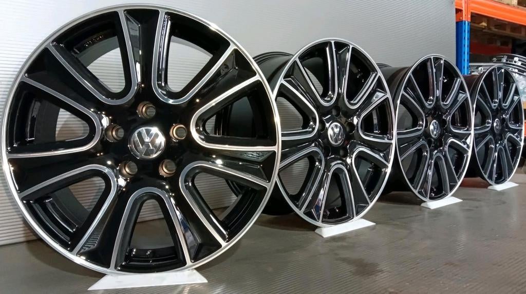 NIEUWE 18 inch VW T6 T5 aluminium velgen Amarok 255 45 18, 18 inch, Bestelwagen, 255 mm, Velg(en)