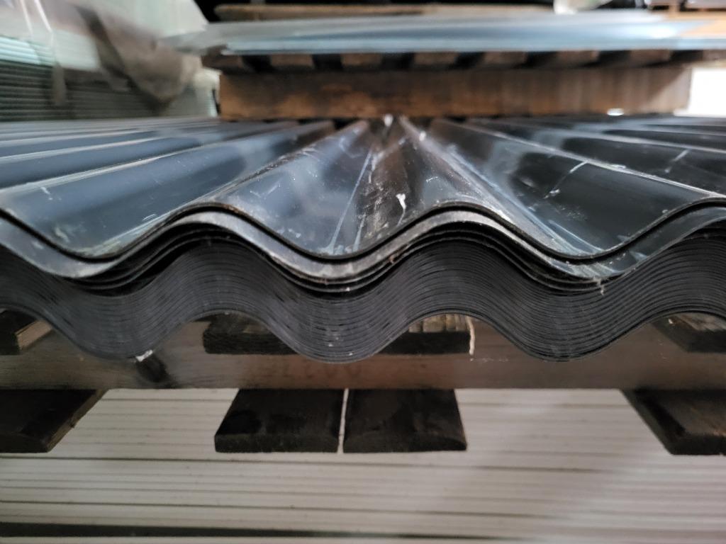 Restpartij metalen golfplaten antraciet 4 meter, Ophalen, G, Surhuisterveen@gmail.com, G
