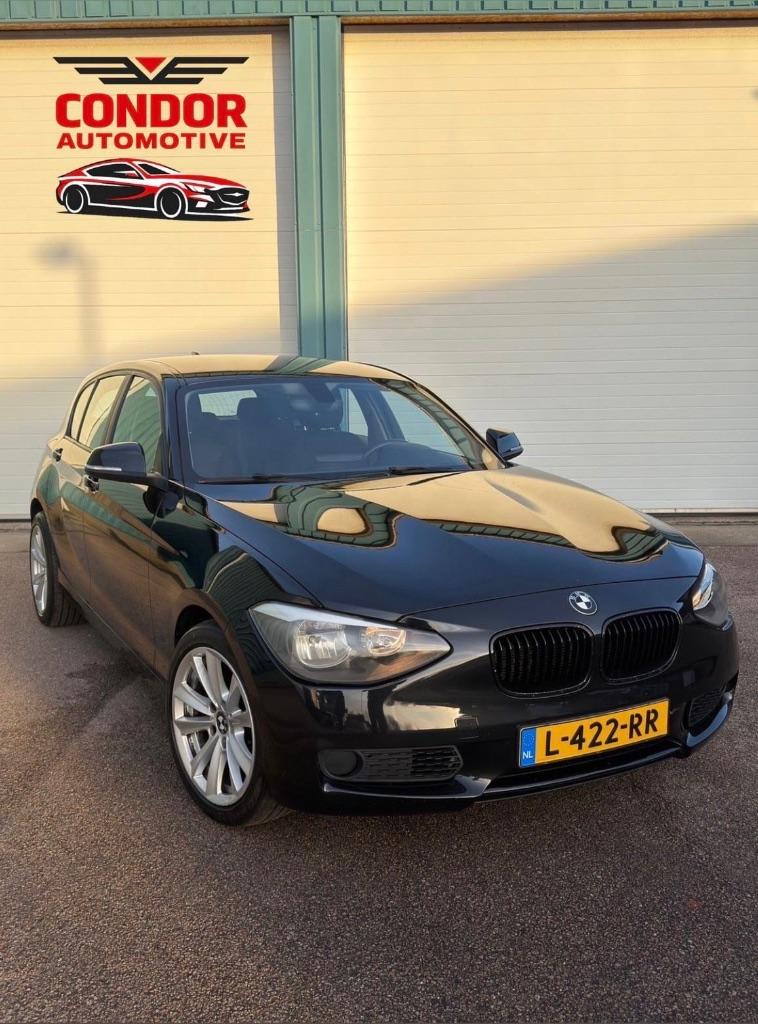 BMW 1-Serie 118I 170PK 5DR 2012 Zwart, Auto's, BMW, Bedrijf, 1-Serie, ABS, Airbags, Airconditioning, Bluetooth, Boordcomputer
