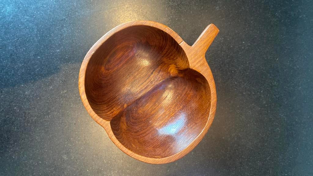 Vintage Houten Schaal Appel Vorm, Huis en Inrichting, Woonaccessoires | Schalen en Manden, Gebruikt, Schaal, Overige vormen, Hout