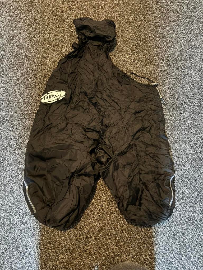 Deryan Bike-A-Way Fietsstoeltje regen poncho & windbreaker, Fietsen en Brommers, Fietsaccessoires | Fietsstoeltjes, Ophalen of Verzenden