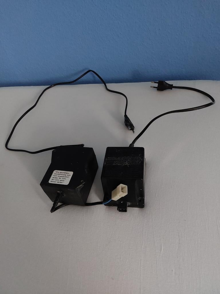 2 trafo's van TDC en Comelit, Hobby en Vrije tijd, Elektronica-componenten, Ophalen of Verzenden