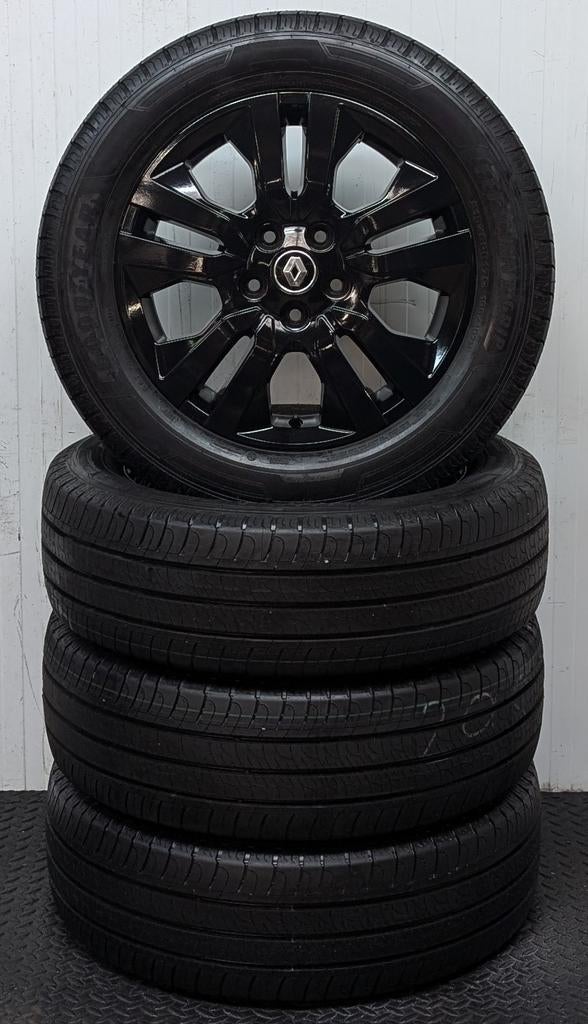 《》Renault Trafic RS Sport wielen origineel! Goodyear 17inch, Auto-onderdelen, Banden en Velgen, Banden en Velgen, Zomerbanden