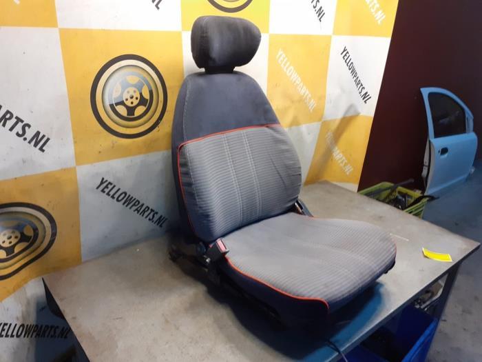 Stoel links van een Chevrolet Metro, Auto-onderdelen, Interieur en Bekleding, Gebruikt, -, Ophalen of Verzenden, -