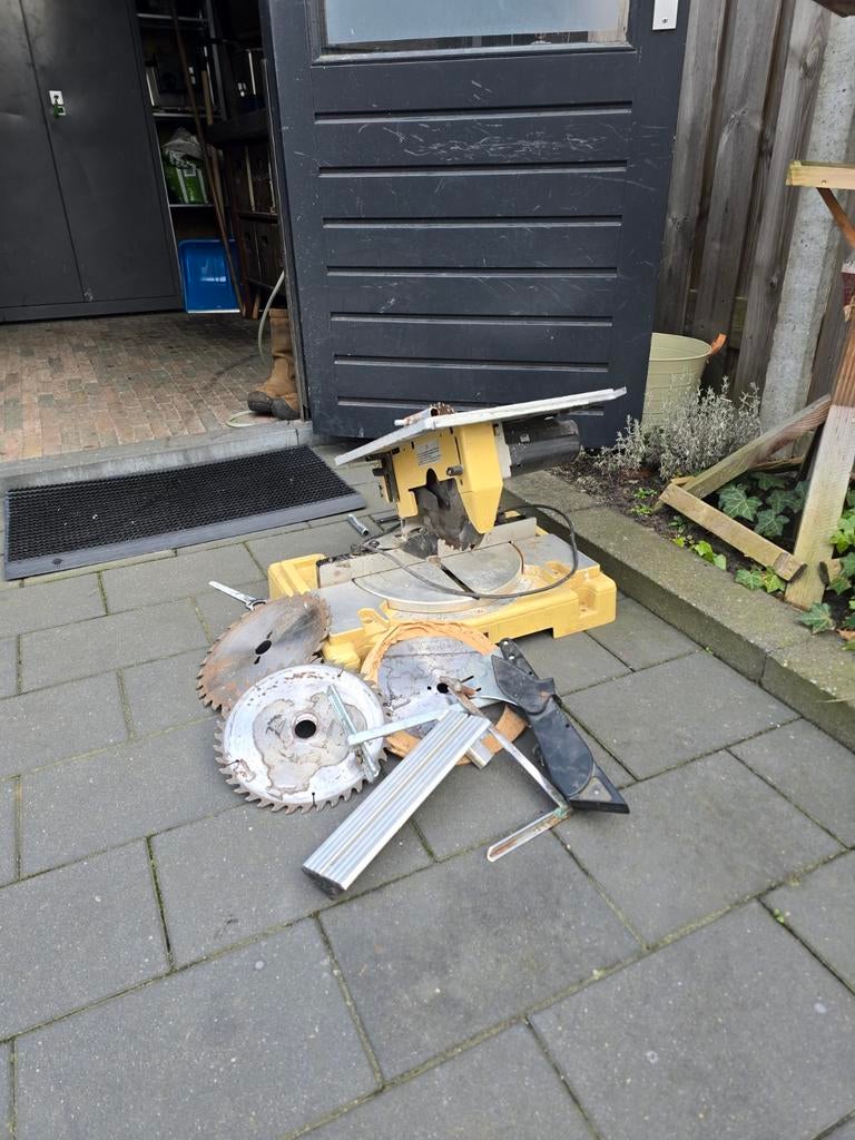 Schulp afkortzaag merk scheppach., Ophalen of Verzenden, 1200 watt of meer, Afkortzaag, 30 tot 70 mm