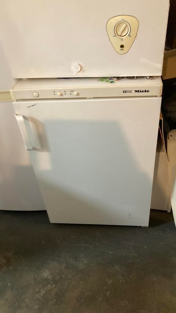 Miele vriezer, Vrieskast, Gebruikt, Minder dan 60 cm, Ophalen of Verzenden