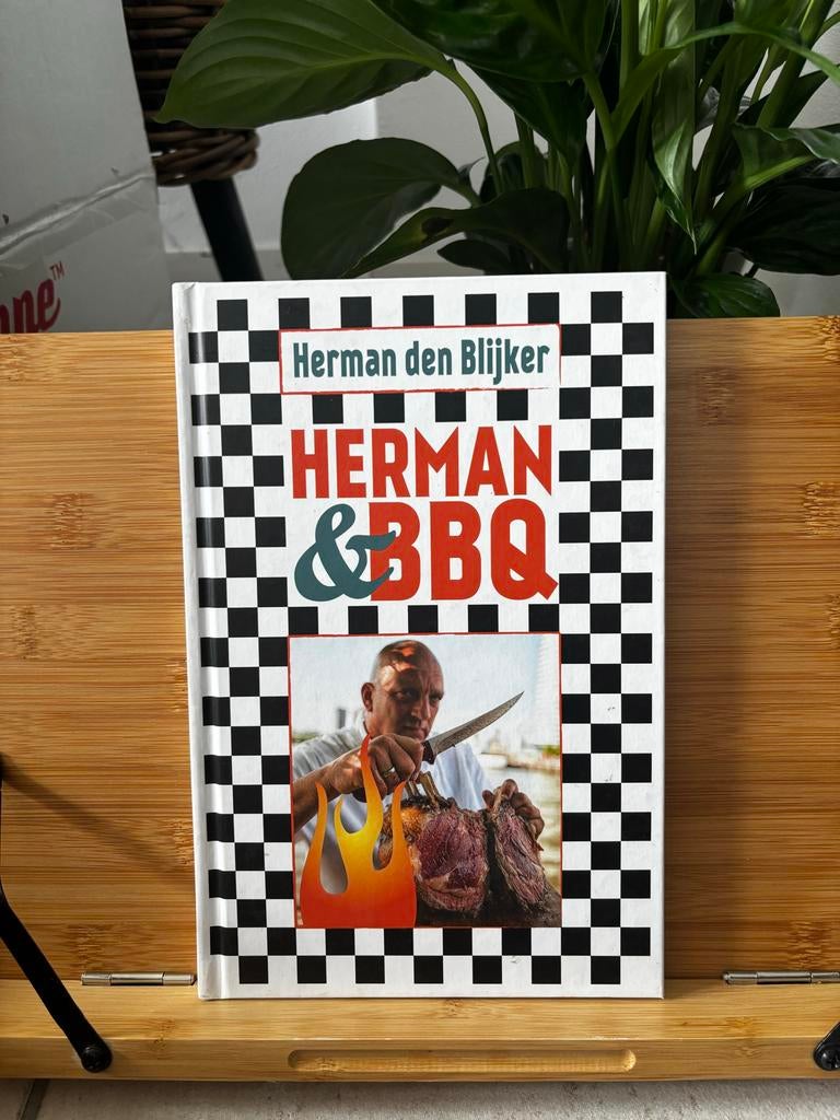 Herman den Blijker - Herman & BBQ - Kookboek, Gelezen, Voorgerechten en Soepen, Ophalen of Verzenden, Gezond koken