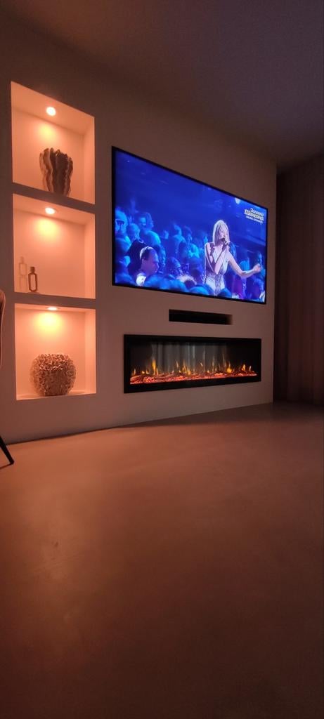 We doen Cinewalls,  +31687823495