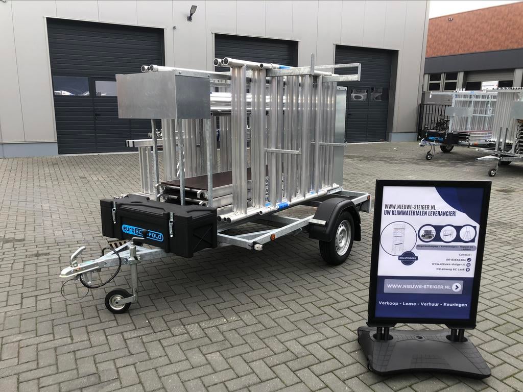 Alumexx AGS Pro 135x250x8,20 + Afsluitbare steigeraanhanger, Doe-het-zelf en Verbouw, Steigers, Nieuw, Ophalen of Verzenden, Rolsteiger of Kamersteiger