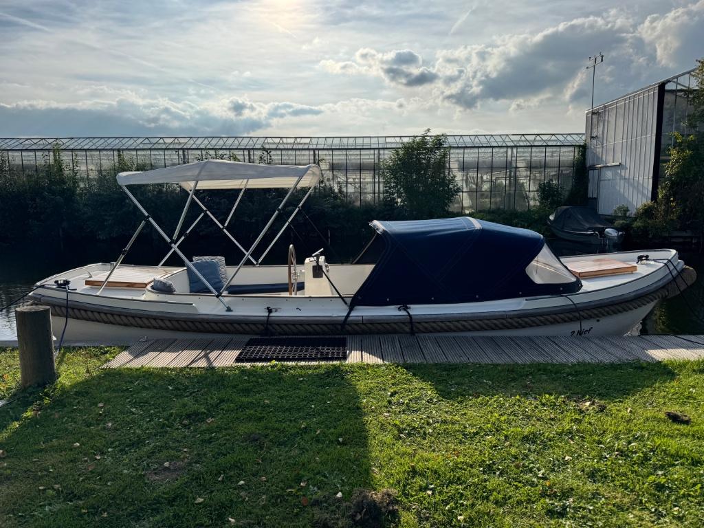 Makma Vlet 700 (nieuwe Volvo Penta motor), Watersport en Boten, Ophalen, 10 tot 30 pk, Binnenboordmotor, 6 meter of meer