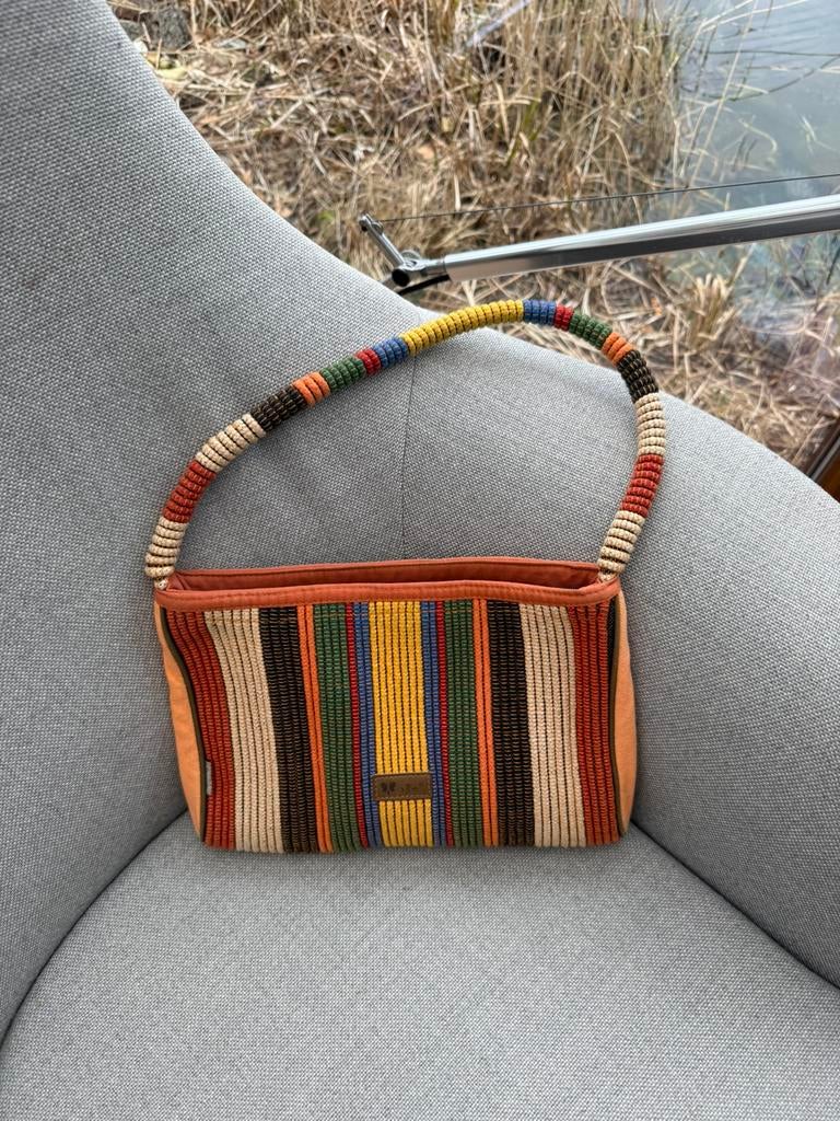 Handtas geweven, Sieraden, Tassen en Uiterlijk, Ophalen of Verzenden, Zo goed als nieuw, Overige kleuren, Handtas