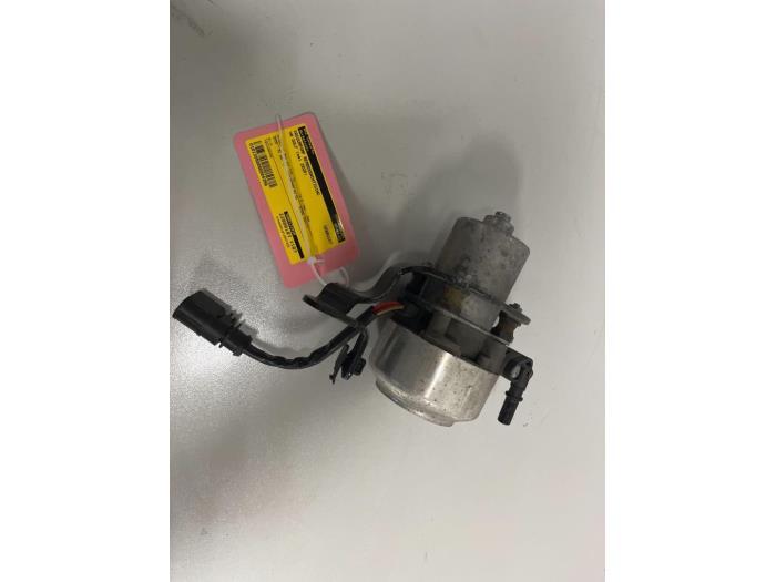 Vacuumpomp Rembekrachtiging van een Volkswagen Golf, Gebruikt, -, Volkswagen, -