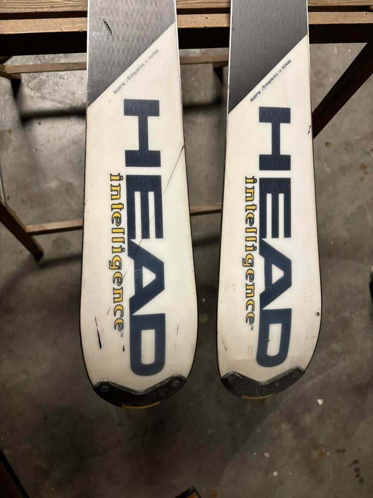 Head ski, gevorderd of geoefende beginner., 160 tot 180 cm, Ophalen of Verzenden, Zo goed als nieuw, Carve