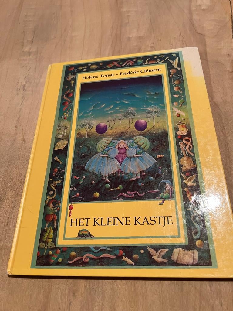 Vintage sprookjesboek: Het kleine kastje - Hélène Tersac - F, Boeken, Ophalen of Verzenden, Gelezen, Hélène Tersac