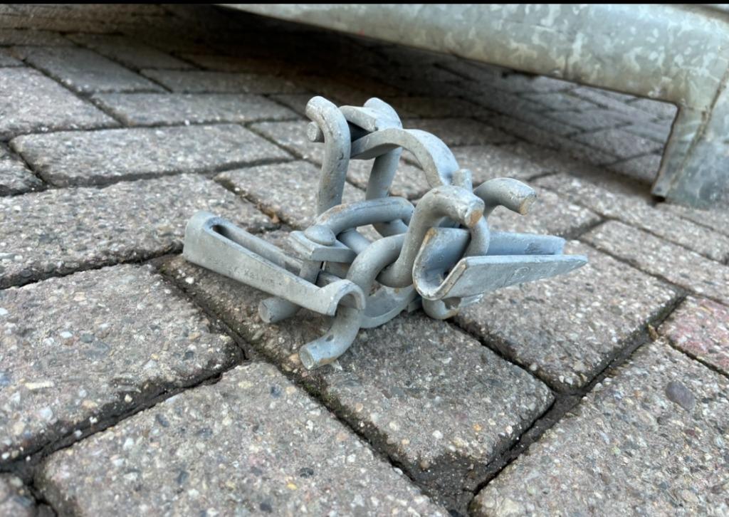 Van Thiel kruisklemmen/draaiklemmen met vaste spie 48.3MM, Doe-het-zelf en Verbouw, Ophalen, Gebruikt, Gevelsteiger, 5 meter of hoger