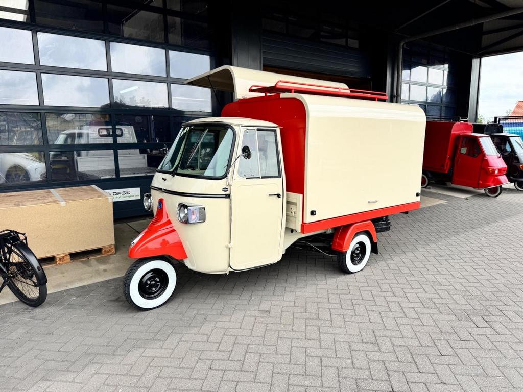 Food truck Piaggio APE Rent/Book, Ophalen of Verzenden
