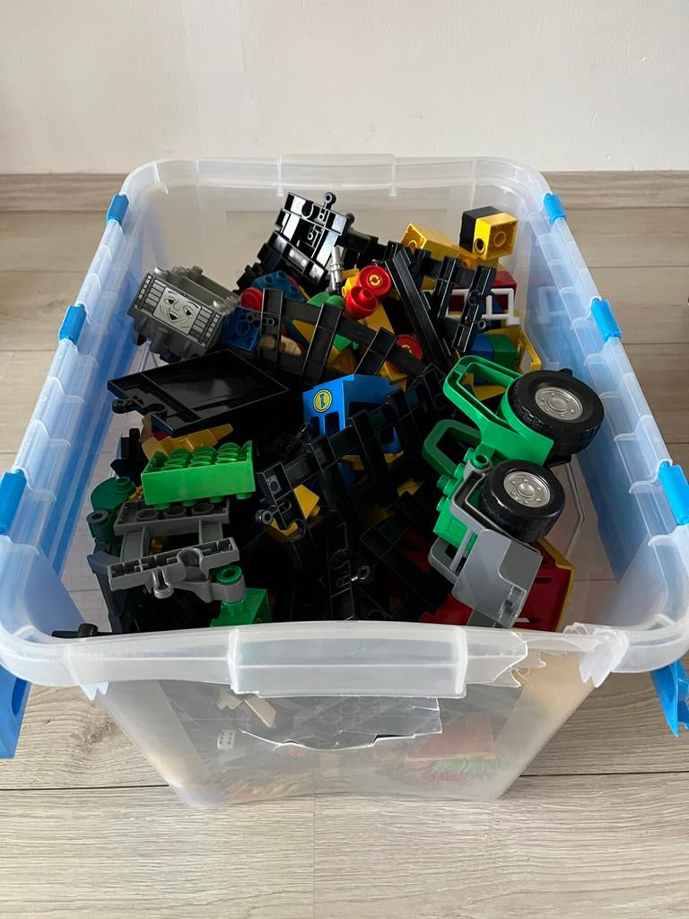 Grote bak duplo met trein, Kinderen en Baby's, Speelgoed | Bouwstenen, Ophalen, Gebruikt, Abrick