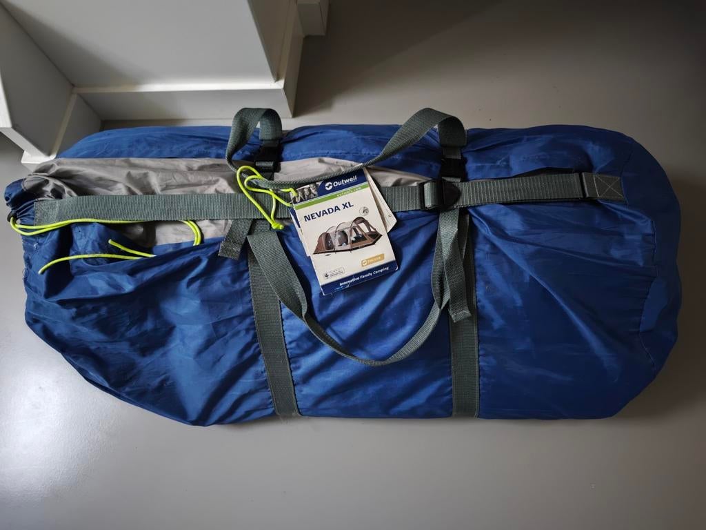 Outwell Nevada XL tent, Ophalen