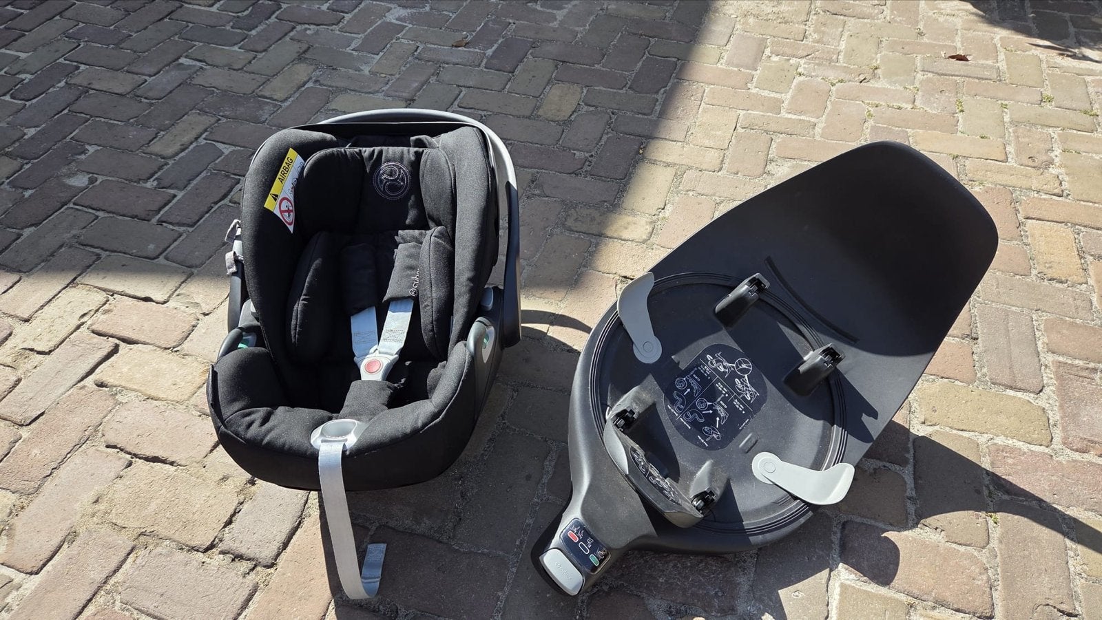Cybex Cloud Z2 I- Size autoso met Isofix base, Autogordel of Isofix, Gebruikt, 0 t/m 13 kg, Slaapstand