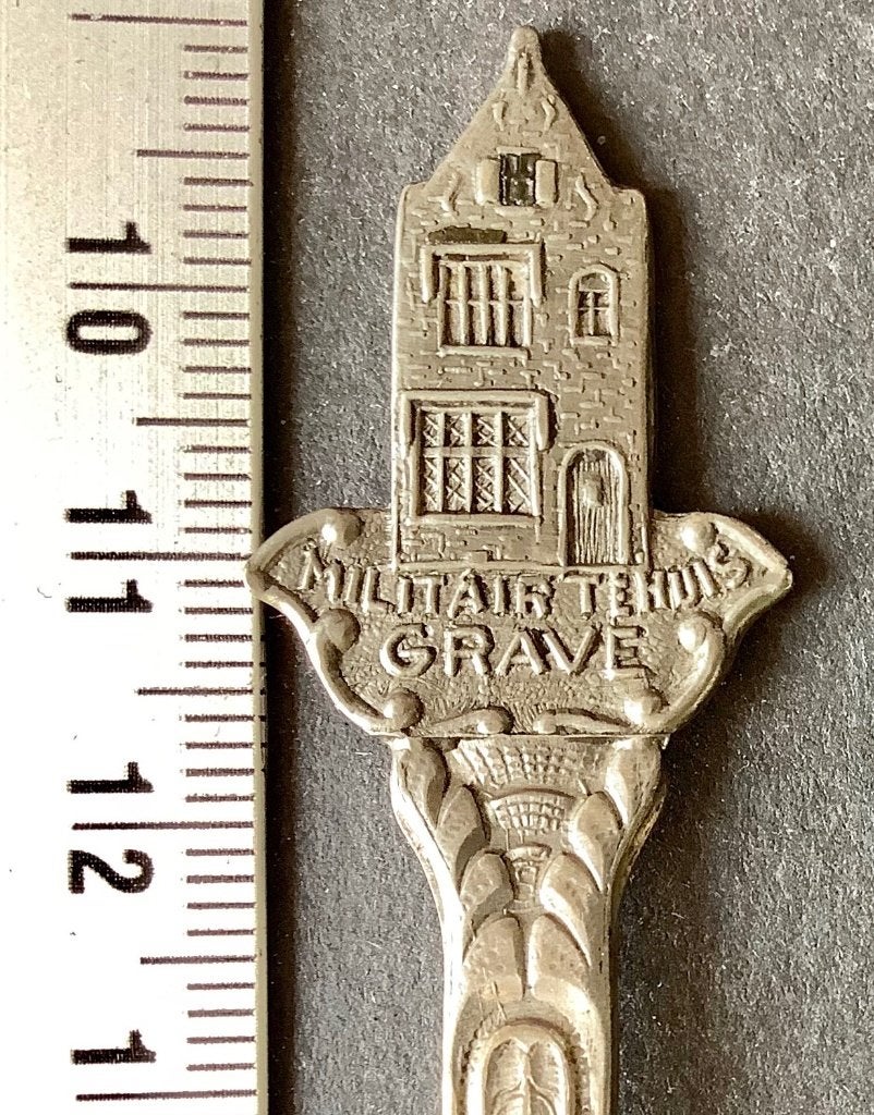 lepel, Grave, Militair tehuis (L29, Verzamelen, Ophalen of Verzenden, Gebruikt