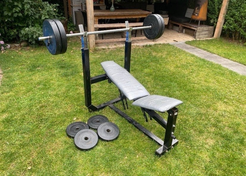 Fitnessset, halterstang en gewichten, Sport en Fitness, Ophalen, Gebruikt, Borst, Halterset