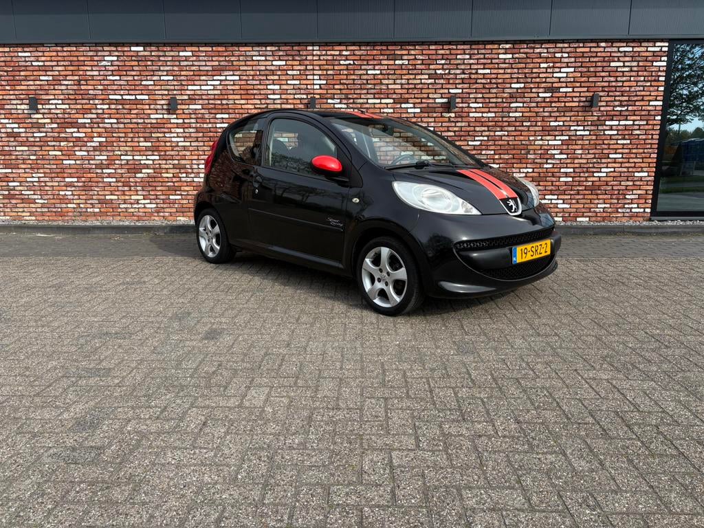 Peugeot 107 1.0 12V nieuwe apk, Auto's, Voorwielaandrijving, 4 stoelen, Bedrijf, Handgeschakeld