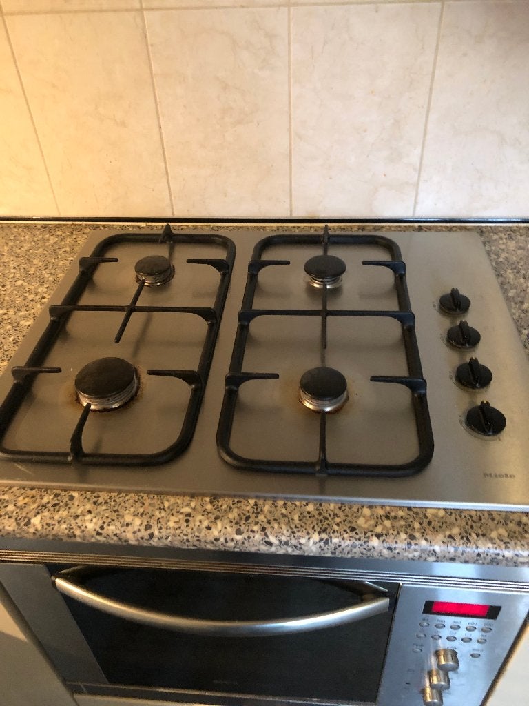 gasfornuis Miele, Ophalen, 4 kookzones, Zo goed als nieuw, Gas